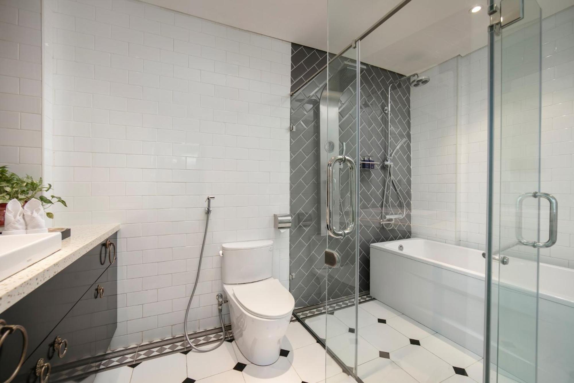 Carillon Boutique Hotel Ханой Экстерьер фото